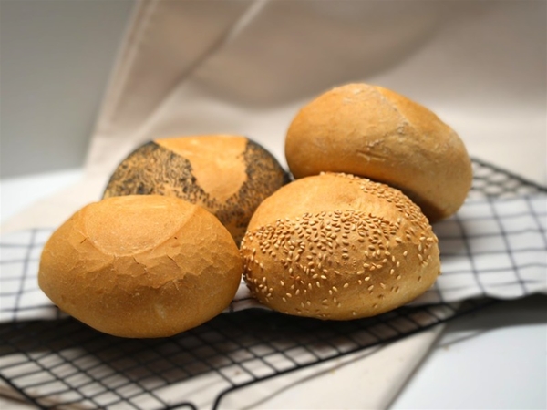 Harde bollen mix WIT&nbsp;per 4 stuks