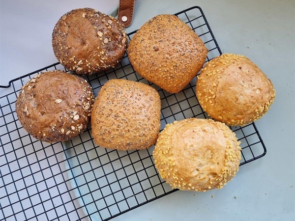 Harde Bollen Mix Wit + Meergranen&nbsp;kaas